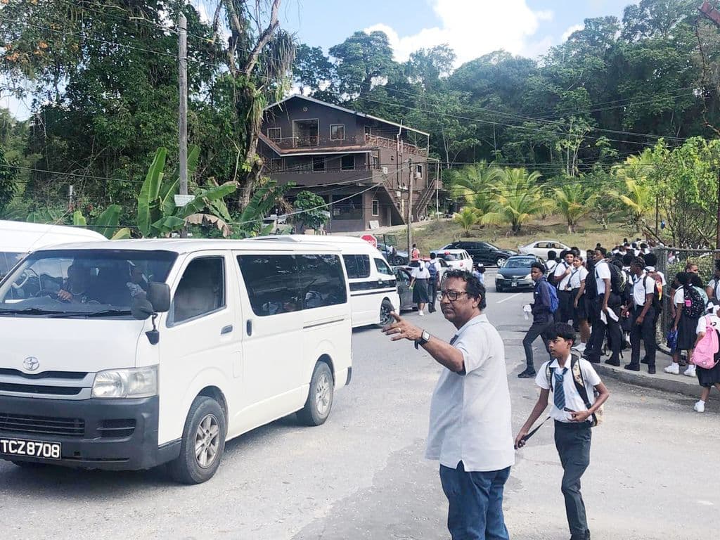 Fear lingers at Rio Claro East as police yet to apprehend threat suspect