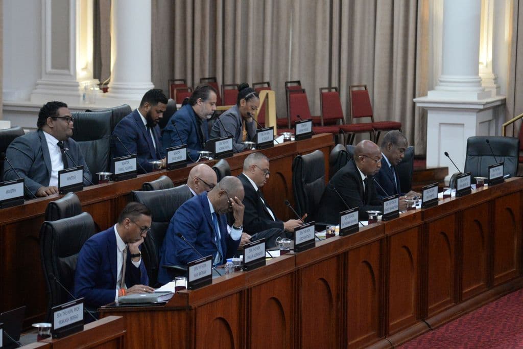 Govt senators silent amid Kamla’s allegations against independent bench