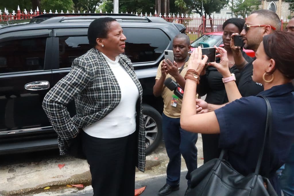 Beckles urges love; condemns Couva shooting