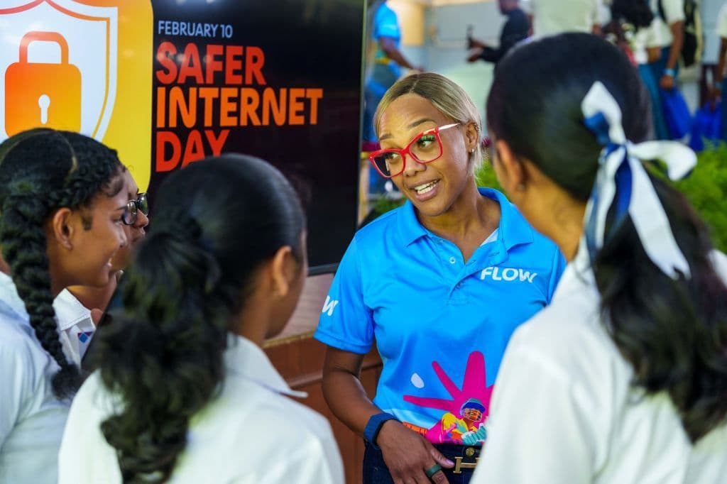 Students urged to make smart digital choices