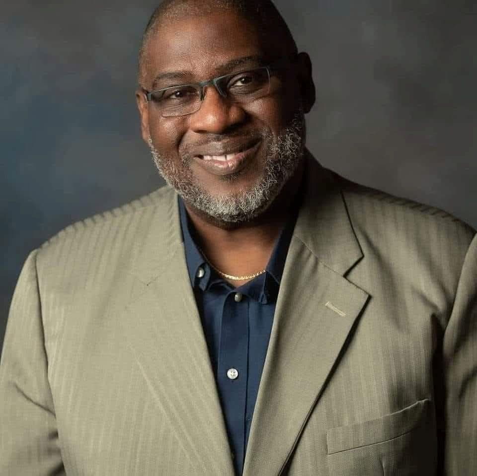 Media, cultural fraternities pay tribute to Raymond Edwards