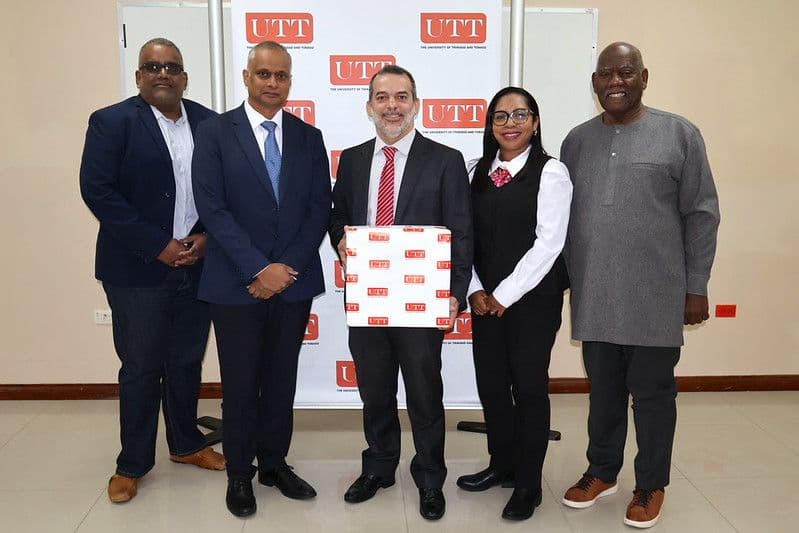 UTT receives software licences from Halliburton