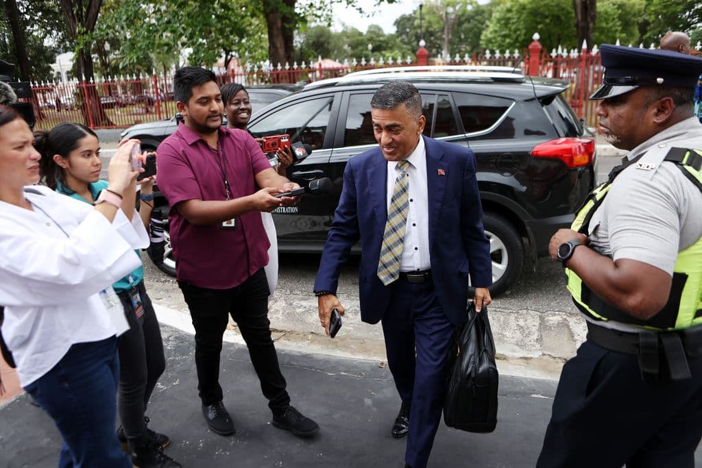 Tancoo promises teachers backpay, salary hike by March 31