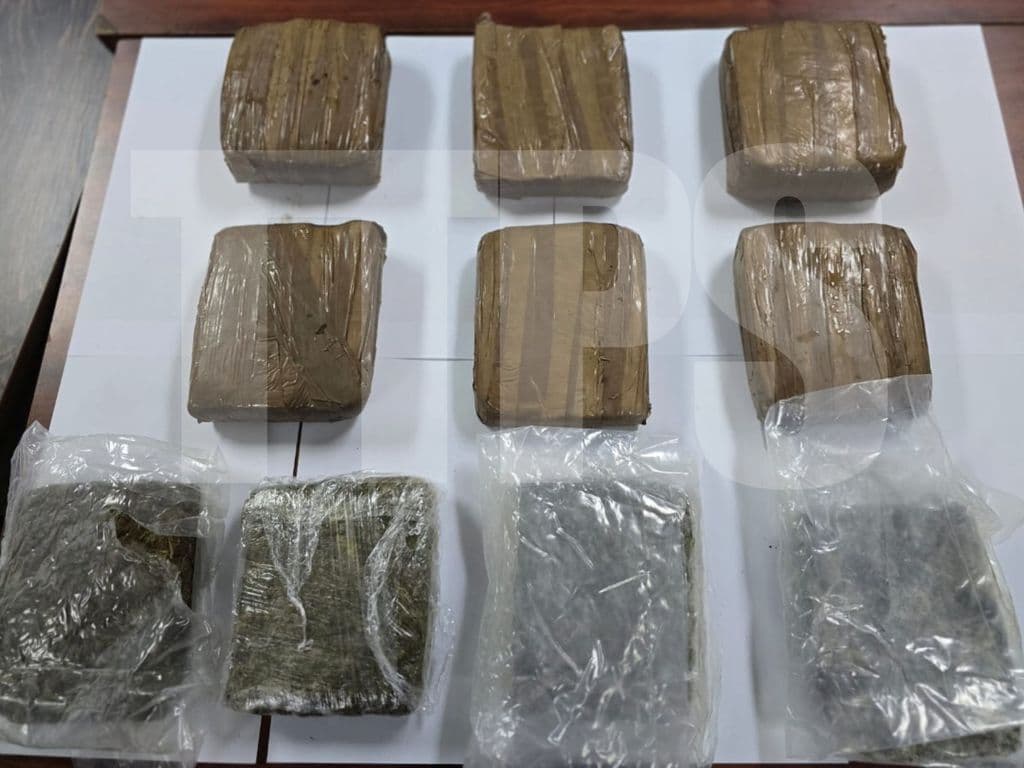 Five kilogrammes of cannabis seized in Felicity