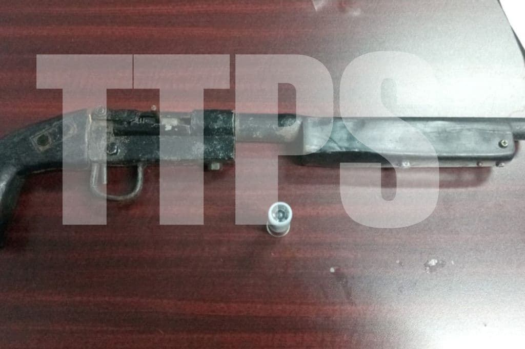 Homemade shotgun seized in St Joseph