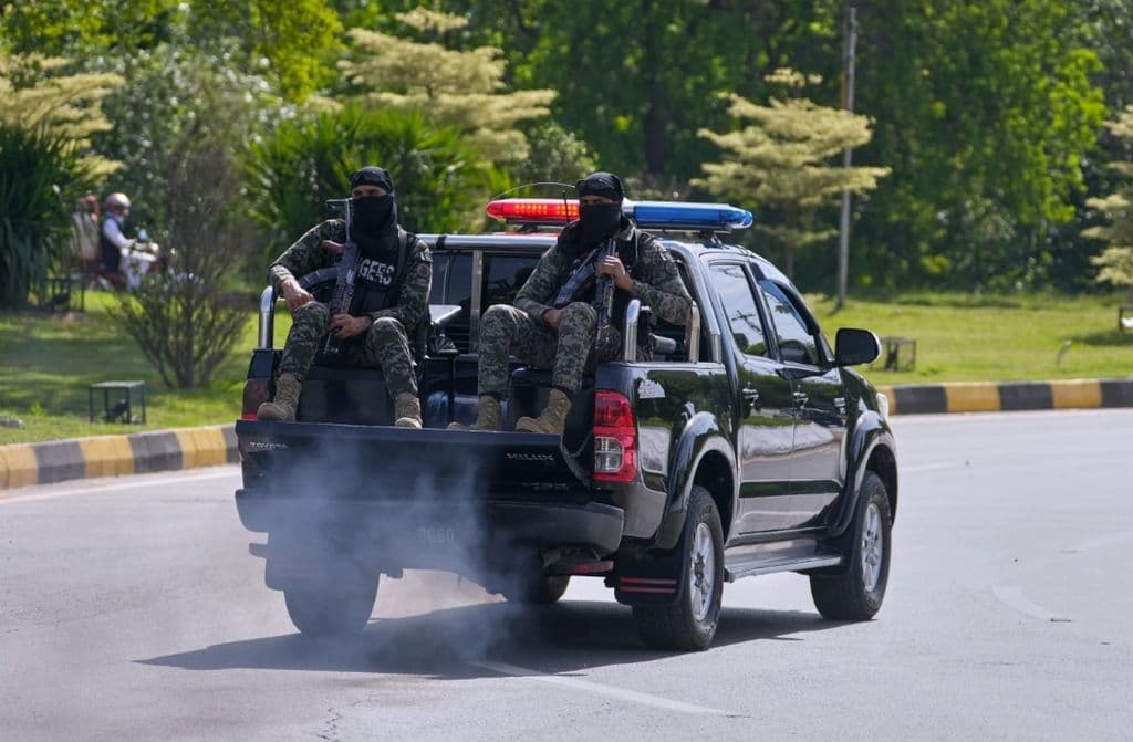 US and Iran signal new ceasefire talks in Islamabad as truce nears end