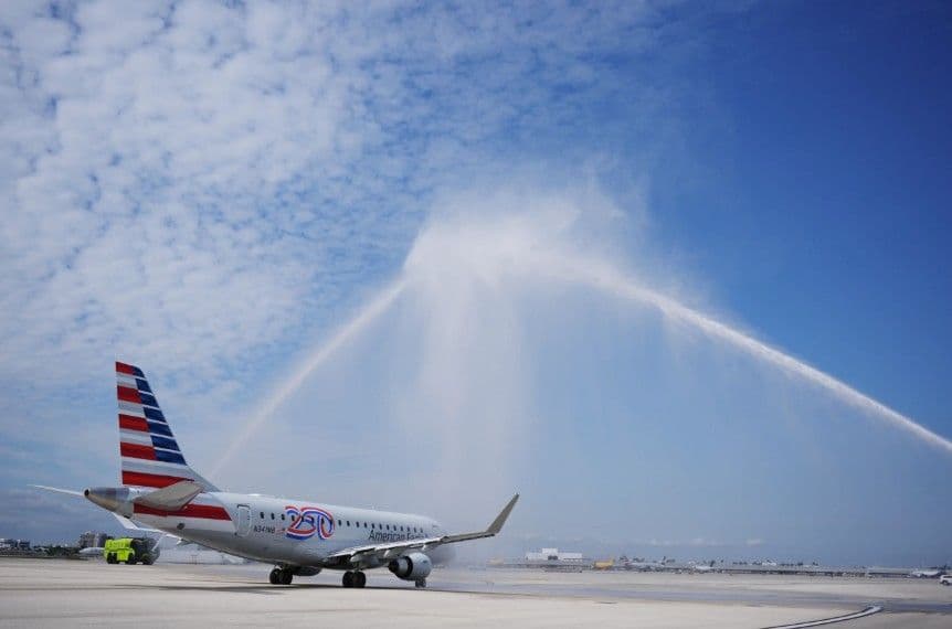 First US-Venezuela commercial flight in 7 years lands in Caracas