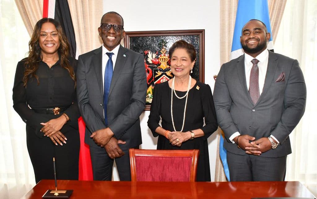 Kamla holds talks with St Lucia Prime Minister