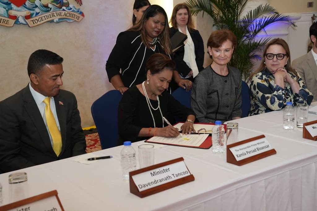 PM hails move by World Bank to set up offices in T&T