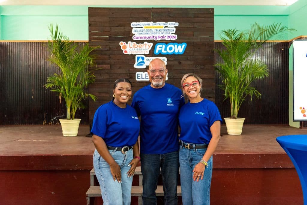 Flow pushes digital skills drive in Cedros