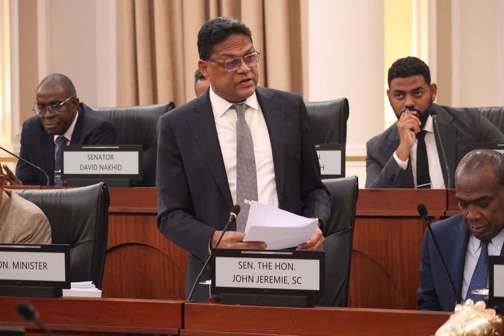 Justice Minister promises recruitment of 800 new prisons officers