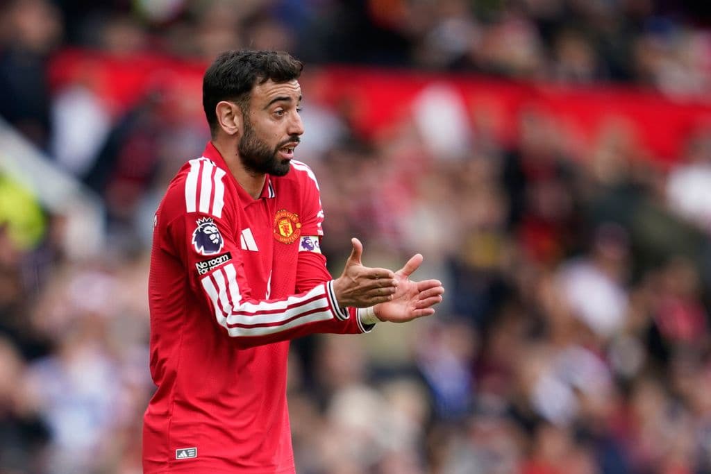 Bruno Fernandes ties Premier League assist record with 20th of the season for Man United