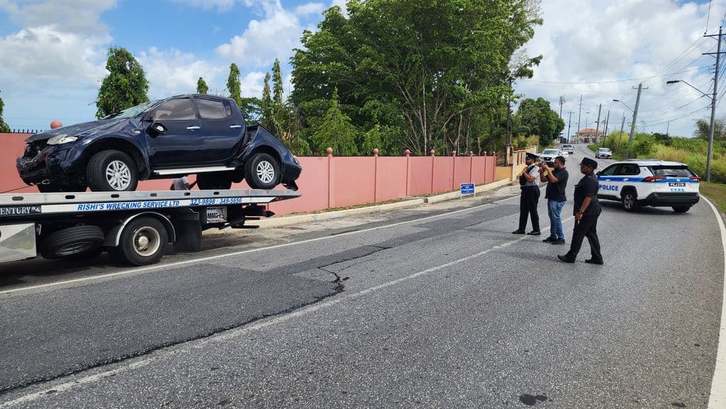 Two injured after vehicle crashes into wall at PM’s residence