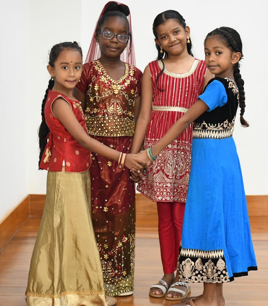 Palmiste students mark Indian Arrival Day with cultural showcase
