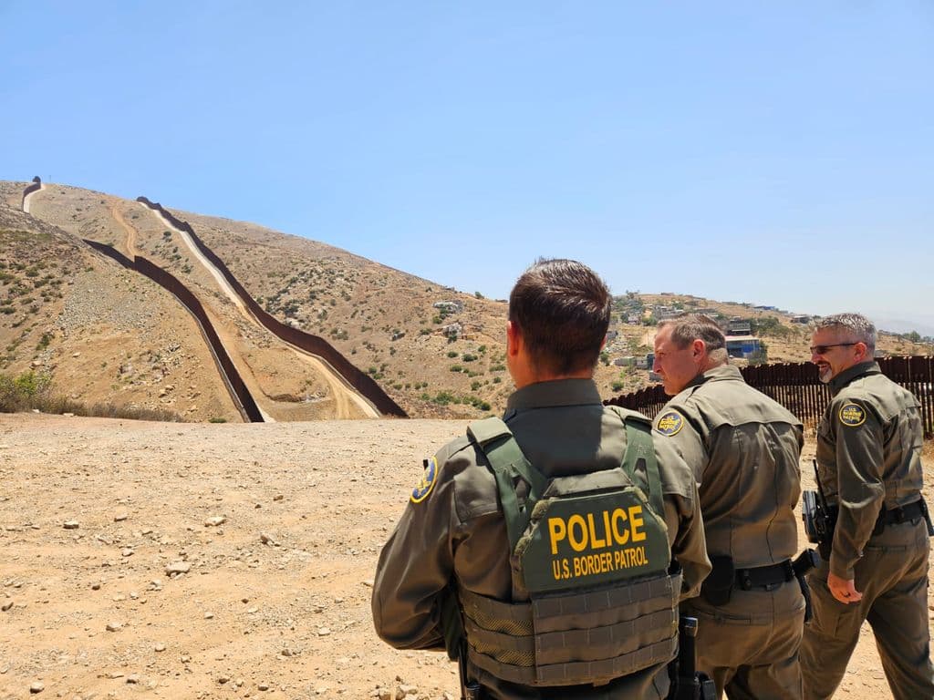 Tighter US border fuels rise in cocaine trafficking, officials warn