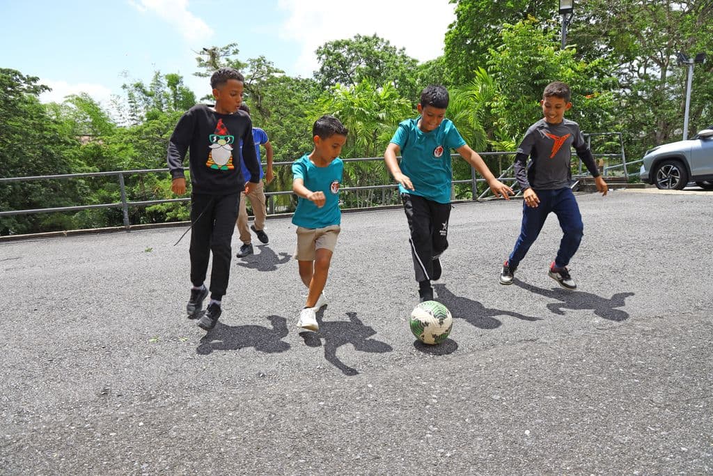 Registration deadline passes, but some migrants say they were left behind
