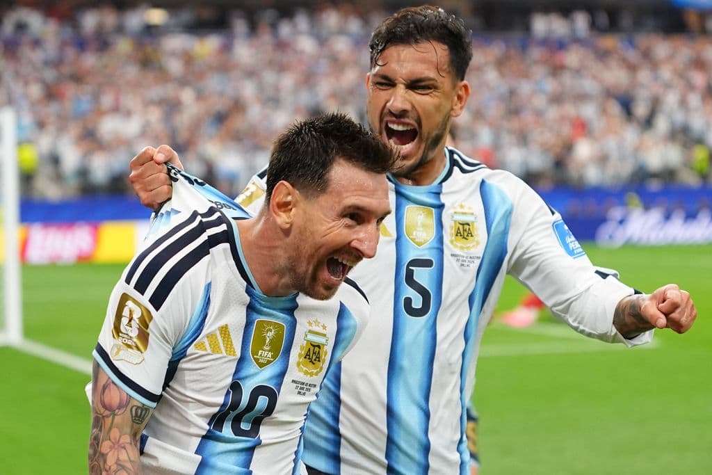 Lionel Messi breaks World Cup scoring record with his 17th and 18th goals in Argentina win