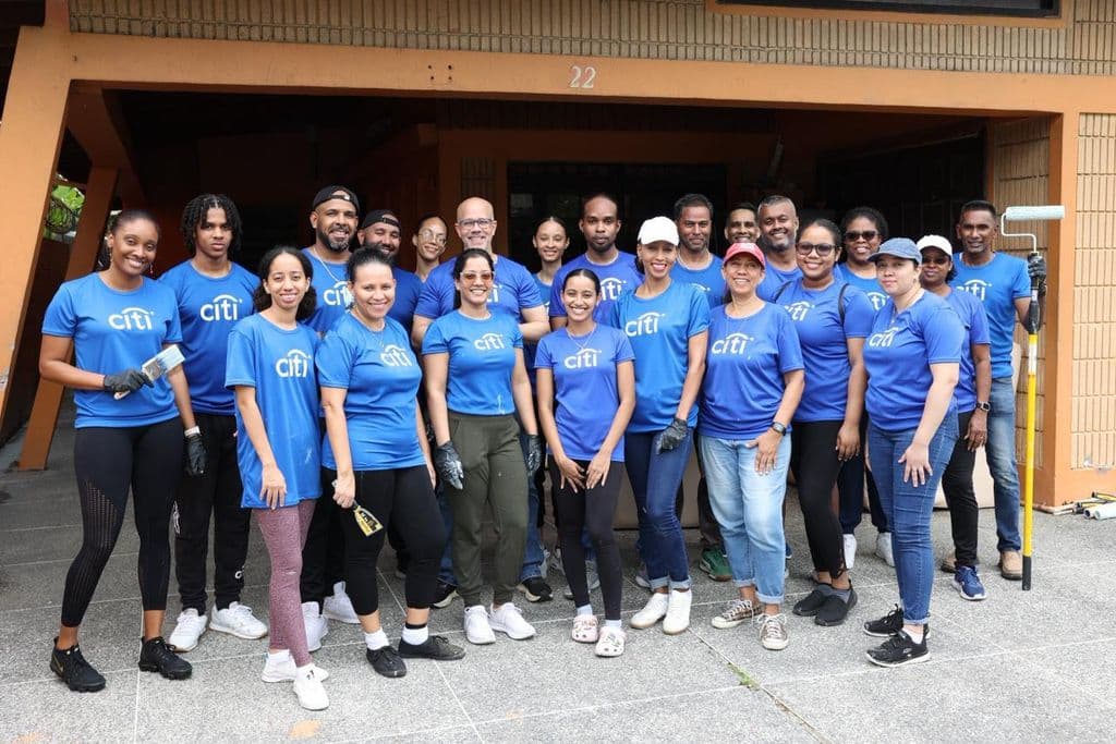 Citi staff roll up sleeves to revamp Joshua House