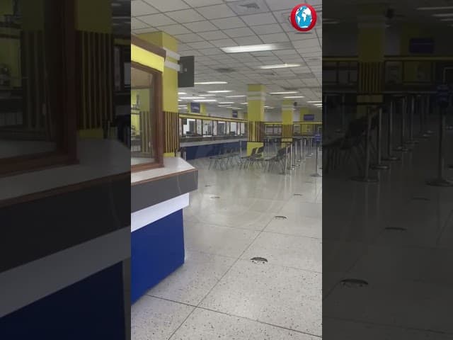 WATCH: Foul odour forces temporary closure of tax office in downtown Kingston