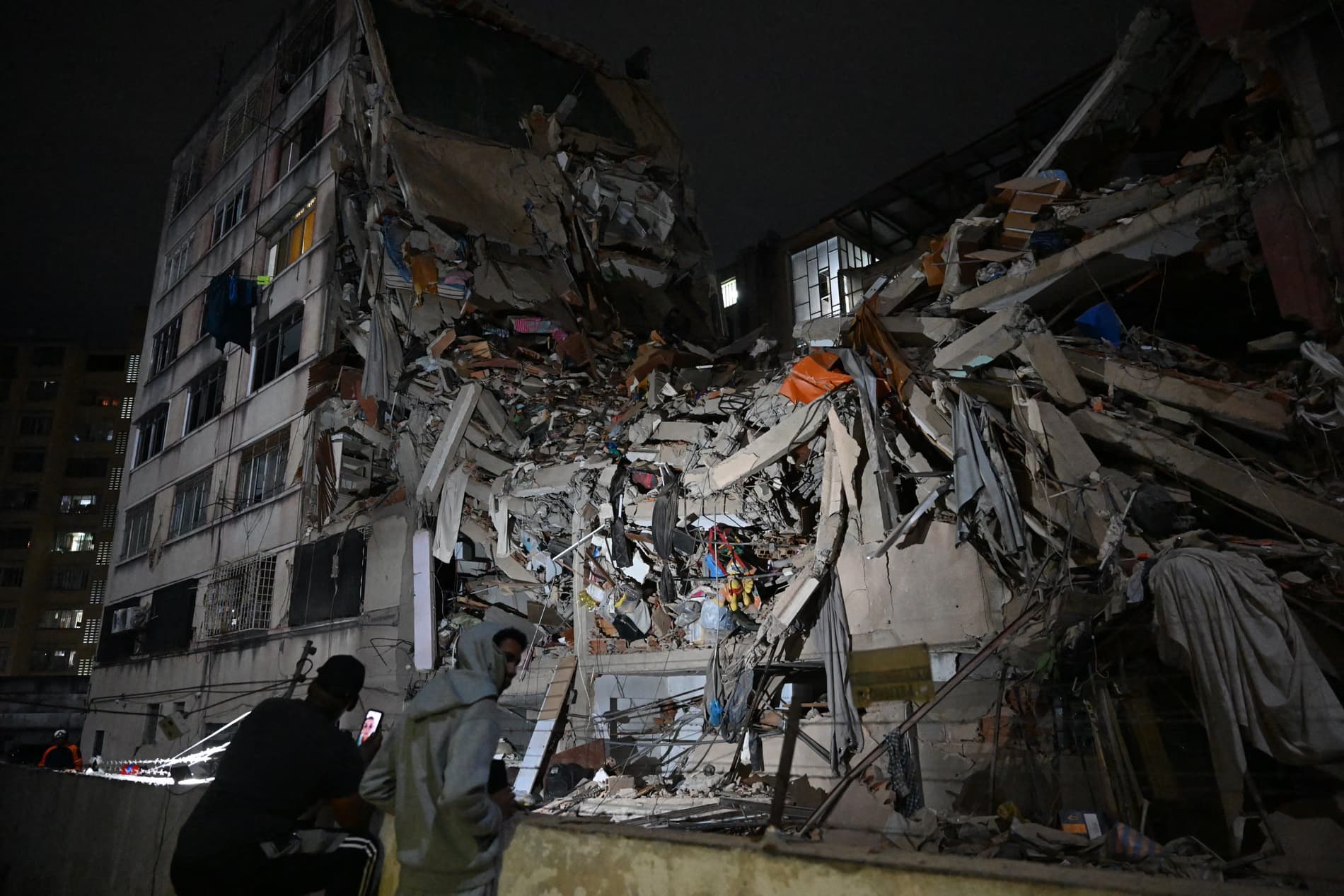 Venezuela Declares State of Emergency as Twin Quakes Flatten Buildings, Thousands Feared Dead