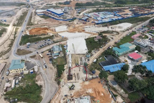 Govt. says work on access roads for Wismar-Mackenzie Bridge progressing