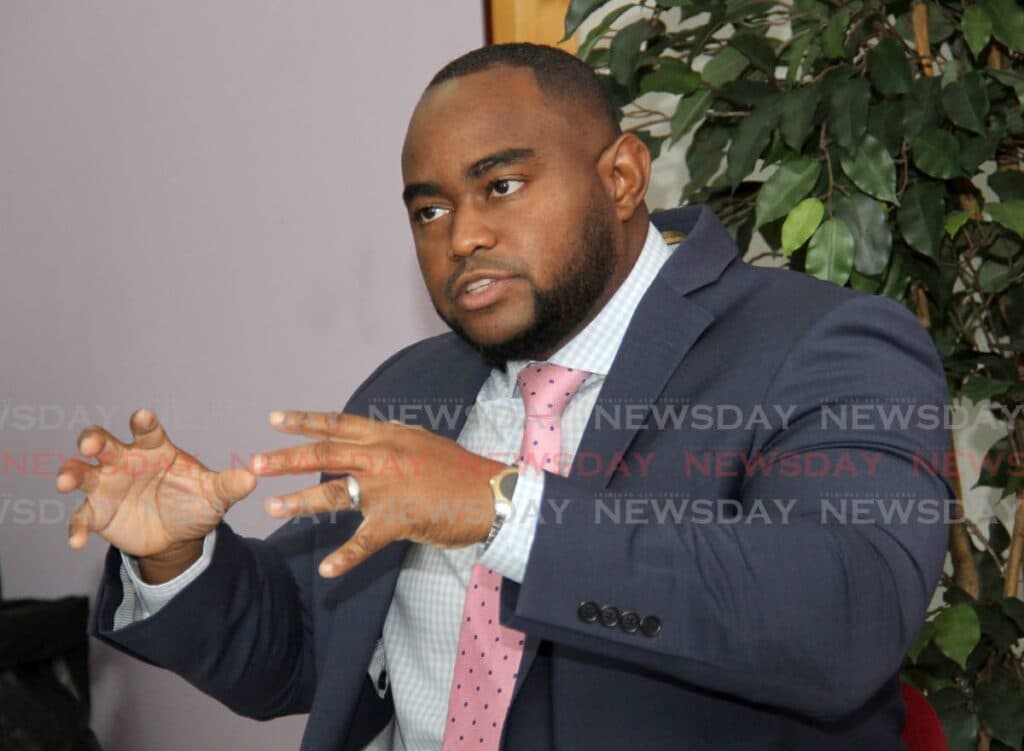 Sobers reviewing Foreign and Caricom Affairs Ministry