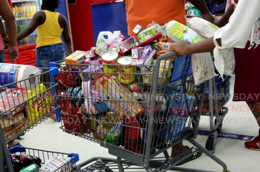 Inflation rises to 0.7% in January, driven by food prices