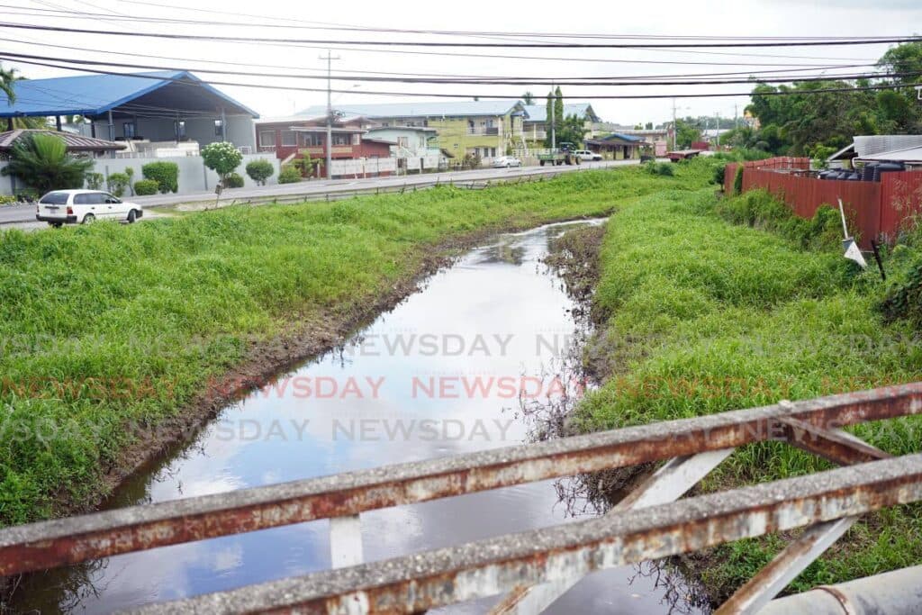 Siparia woman plunges off bridge to her death