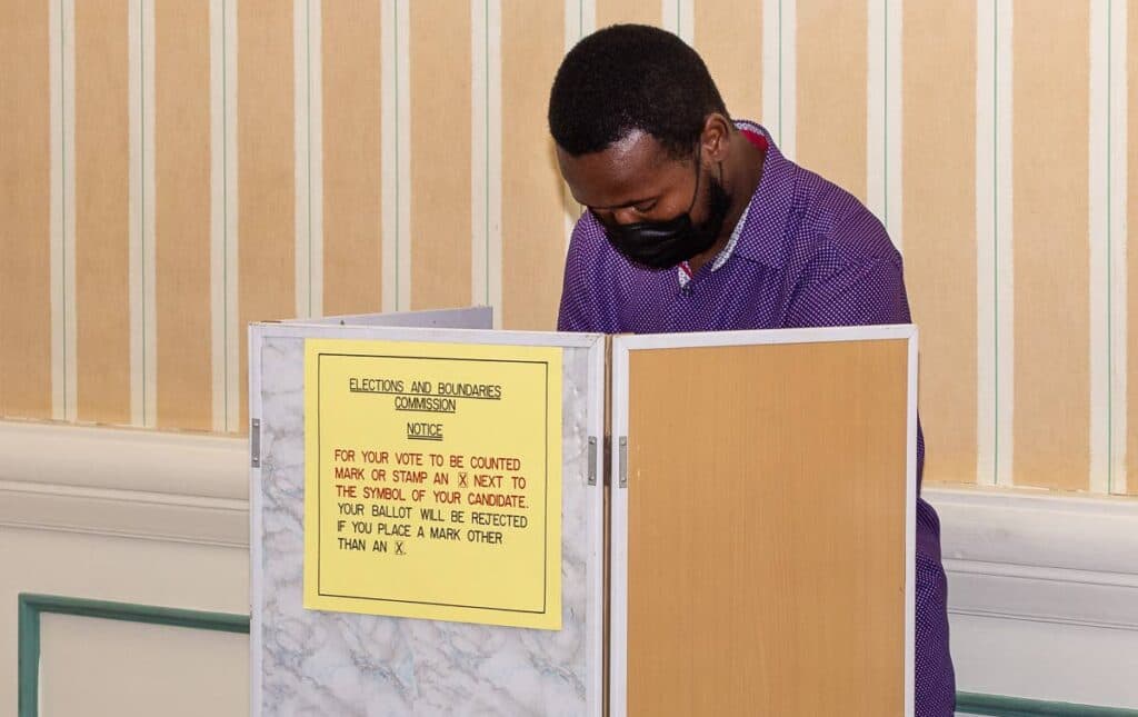 Election observers expected on April 21