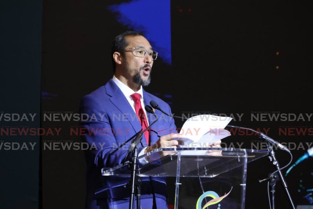 Government selects Nigerian bidder for refinery