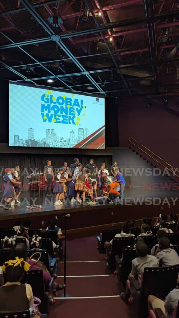 Central Bank hosts students for Global Money Week