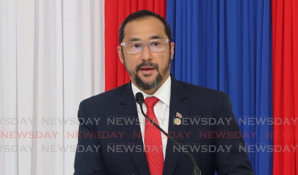 Young: Shipping industry can fix forex issues