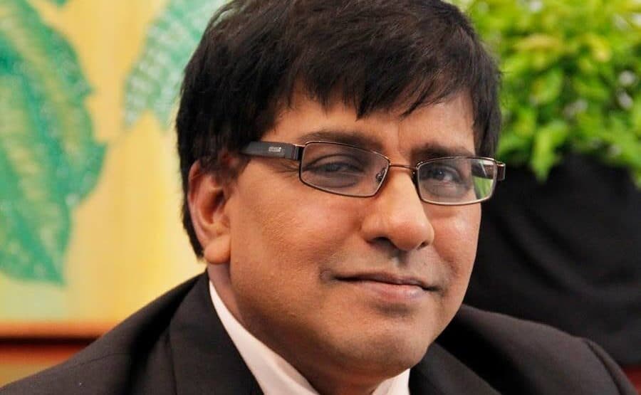 Political analyst: Get youths excited to vote