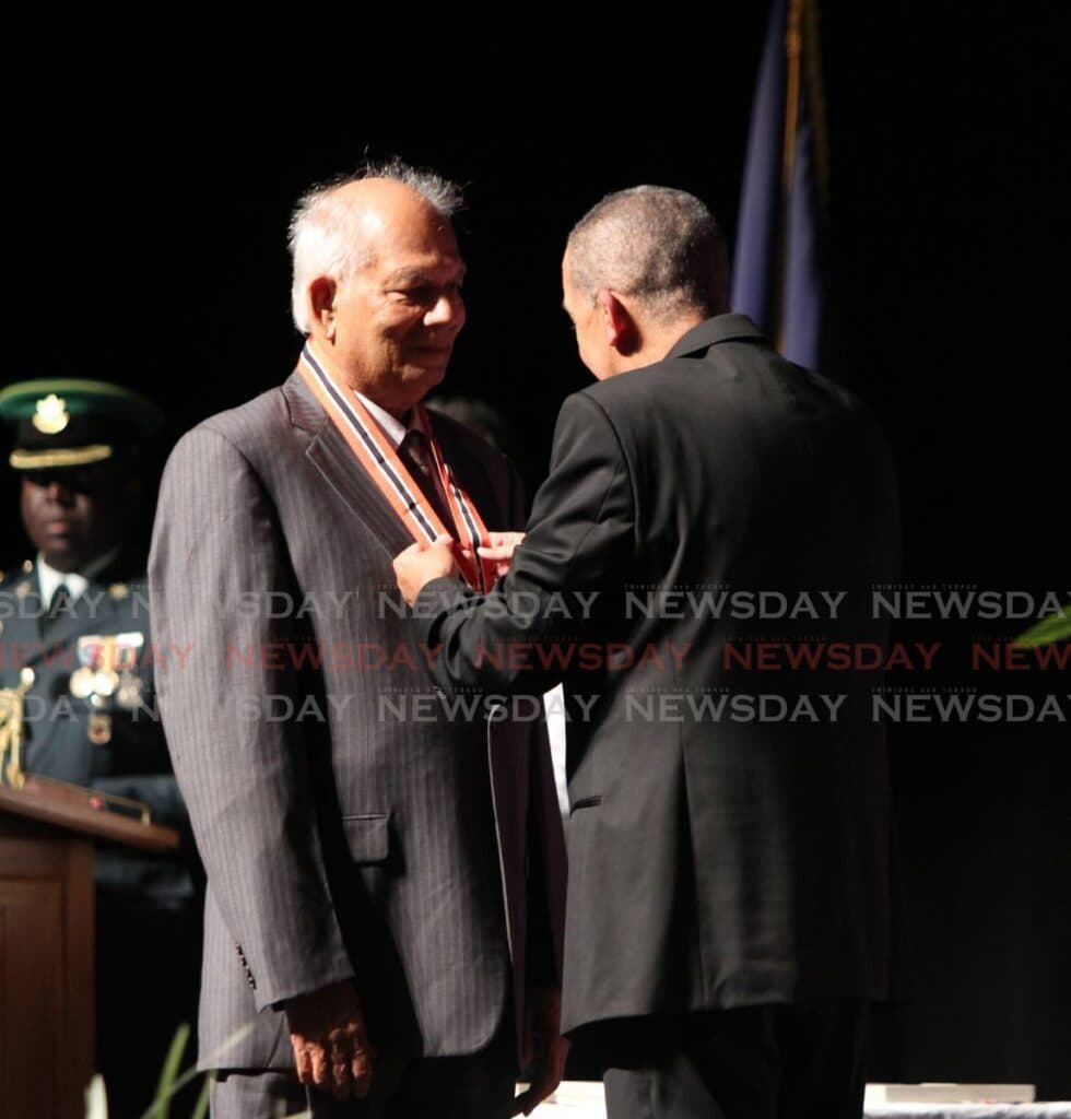 President, Opposition Leader pay tribute to Lenny Saith