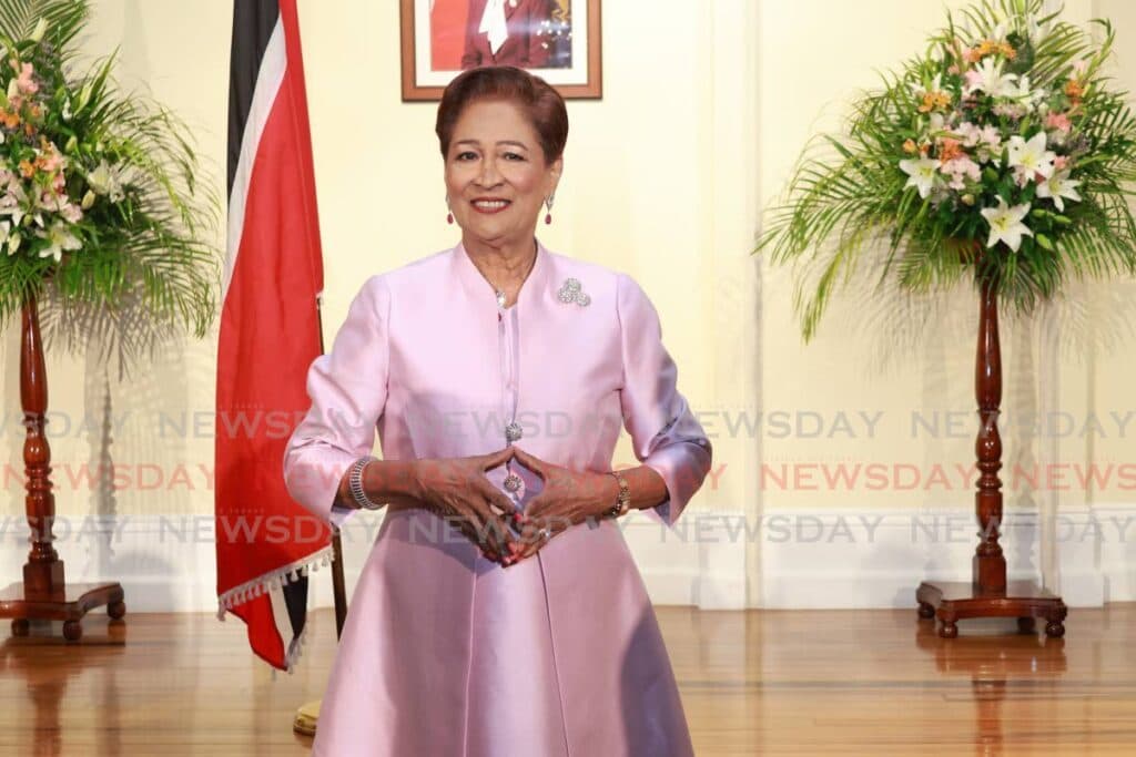 PM falls at JAVA cricket closing ceremony