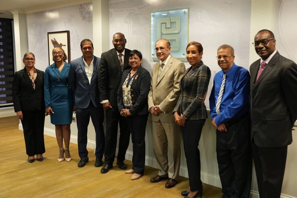 Central Bank governor meets business stakeholders