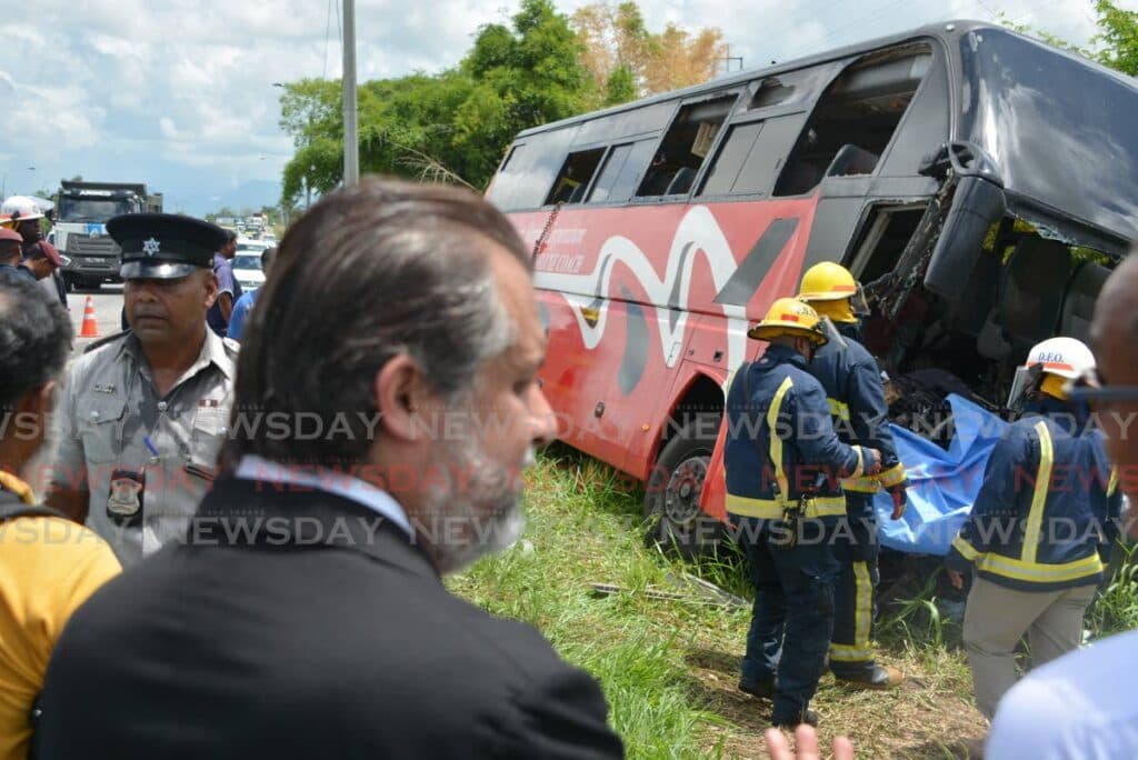 Bus driver, passenger killed in highway crash Freeport