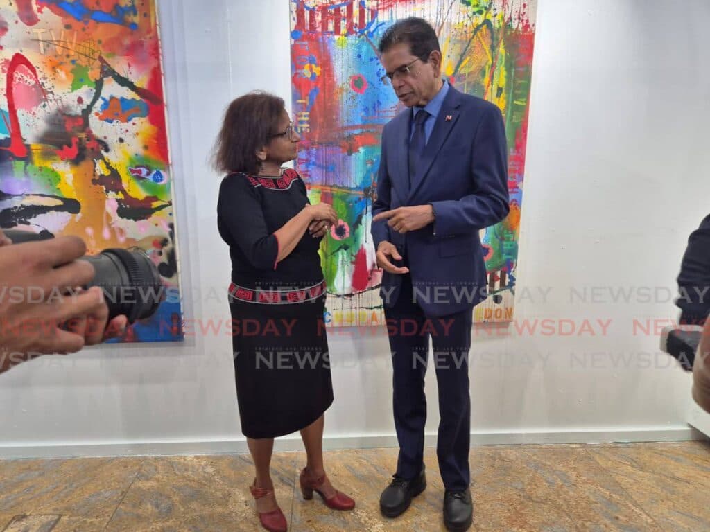 Ex-independent senator: Advertising suspension affects press freedom