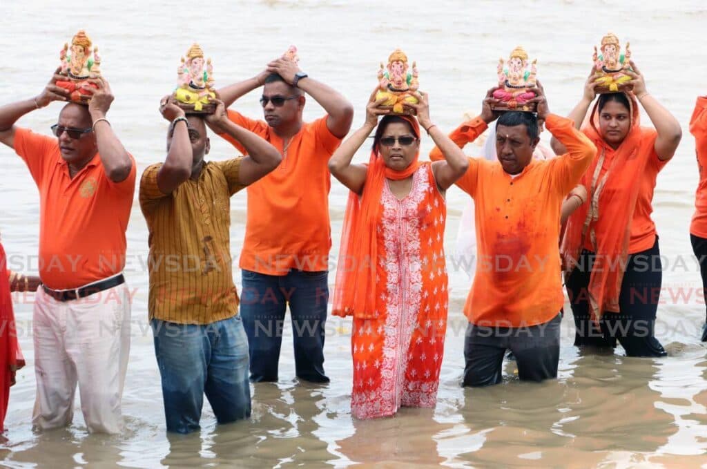 Murti visarjan at the Ganesh Utsav Foundation Temple