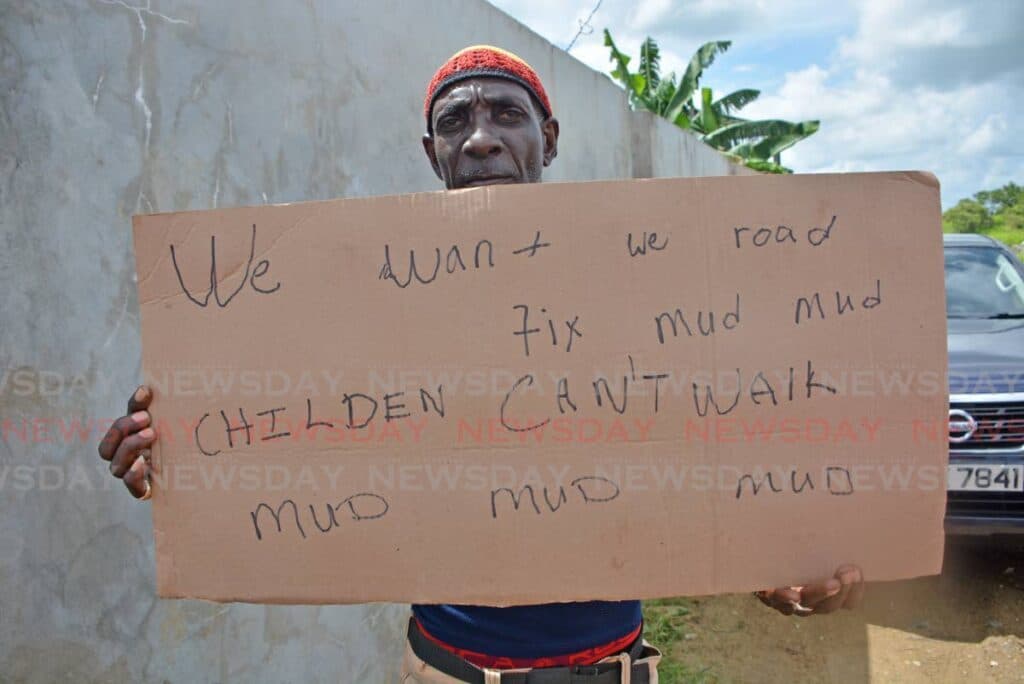 La Romaine families appeal for help – Fix Short Street