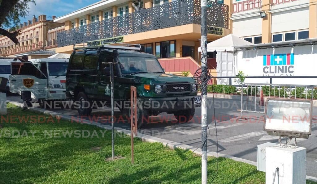 Detained prison supervisor back at Teteron after hospital visit