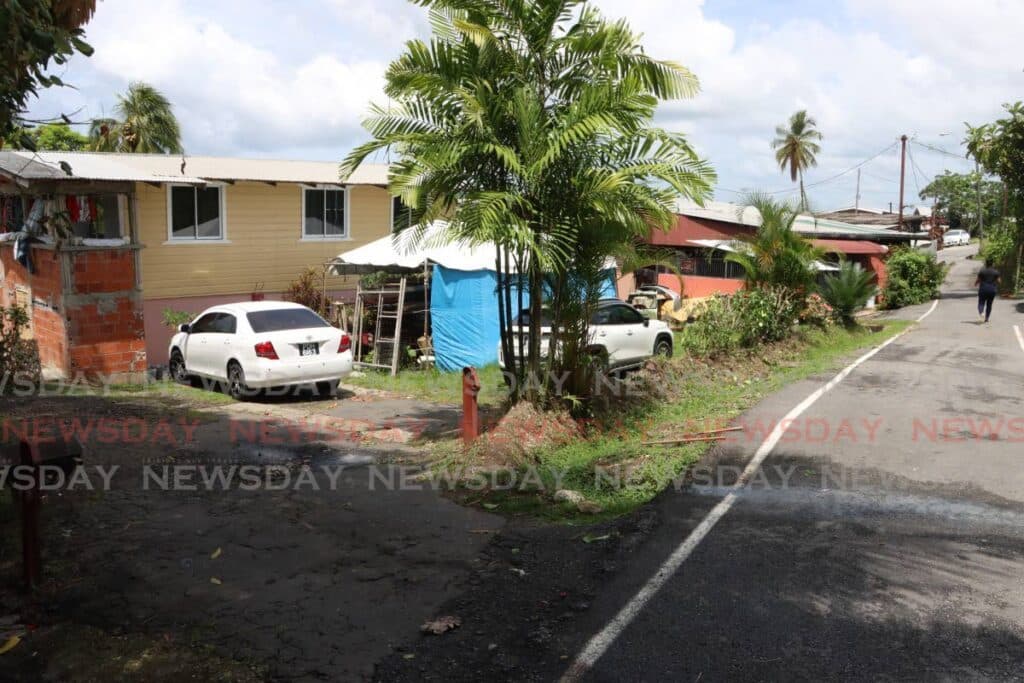 Man, wife, son gunned down, relative critical – Shot as they slept