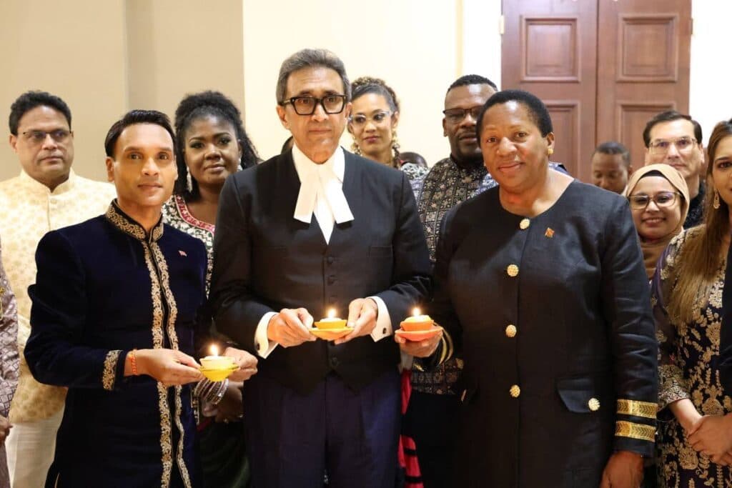 Parliamentarians send Divali greetings to all of Trinidad and Tobago