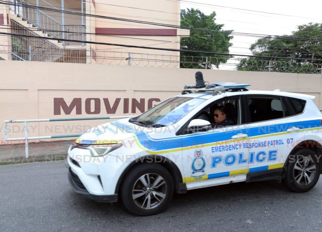 Barataria North boys, girls brawl after school