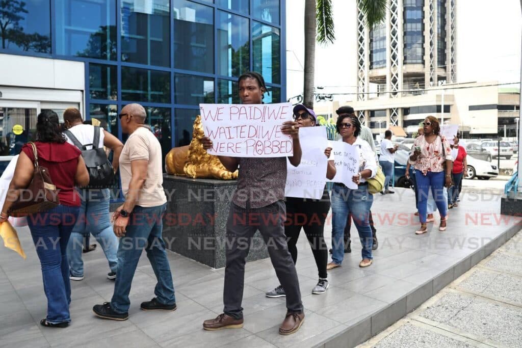 Trade minister tells Trinbago Express Shipping protesters: Wrong ministry