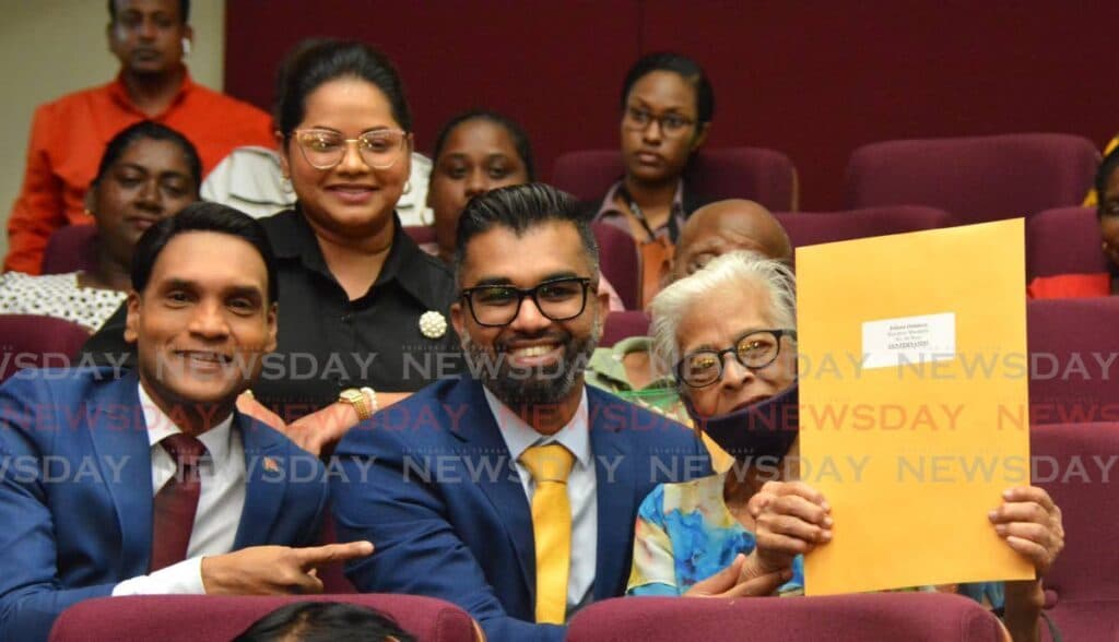 Government on fete ban criticisms: 'Storm in a tea cup'