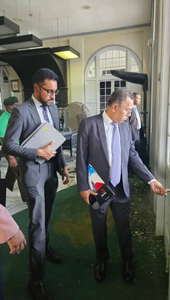 CJ, Udecott head tour Sando Supreme Court building