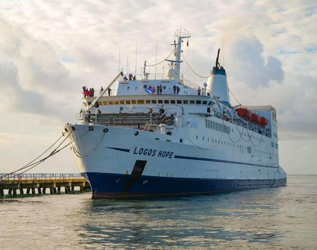 Logos Hope docks in Tobago