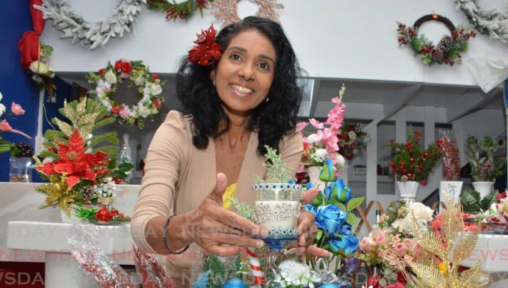 Shanti's floral designs with an Xmas twist