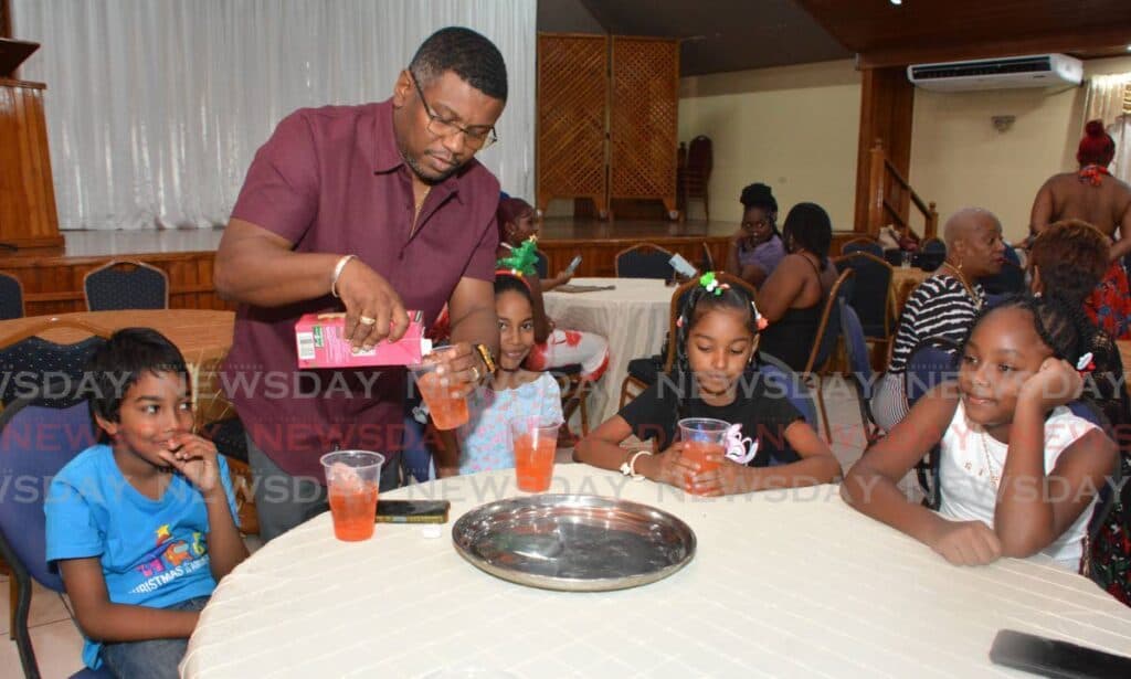 San Fernando mayor hosts Christmas Day luncheon